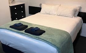 Trentham Motel